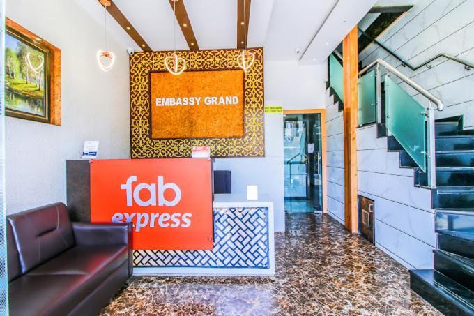 Hotel Embassy Grand Near Us Embassy Bkc מומביי מראה חיצוני תמונה
